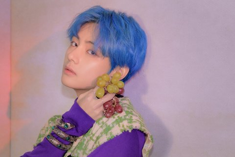 Bts V テテ の髪型 前髪 髪色32選 おしゃれランキング 最新決定版21 Ranky ランキー 女子が気になるランキングまとめサイト