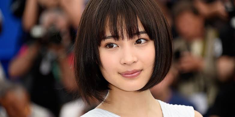 多くの作品に出演してきた美人女優