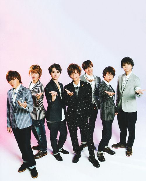 Kis-My-Ft2はジャニーズの7人組アイドルグループ