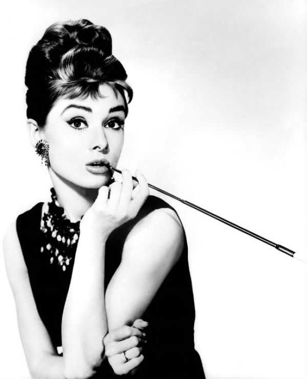 5位：Audrey Hepburn（オードリー・ヘプバーン）さん