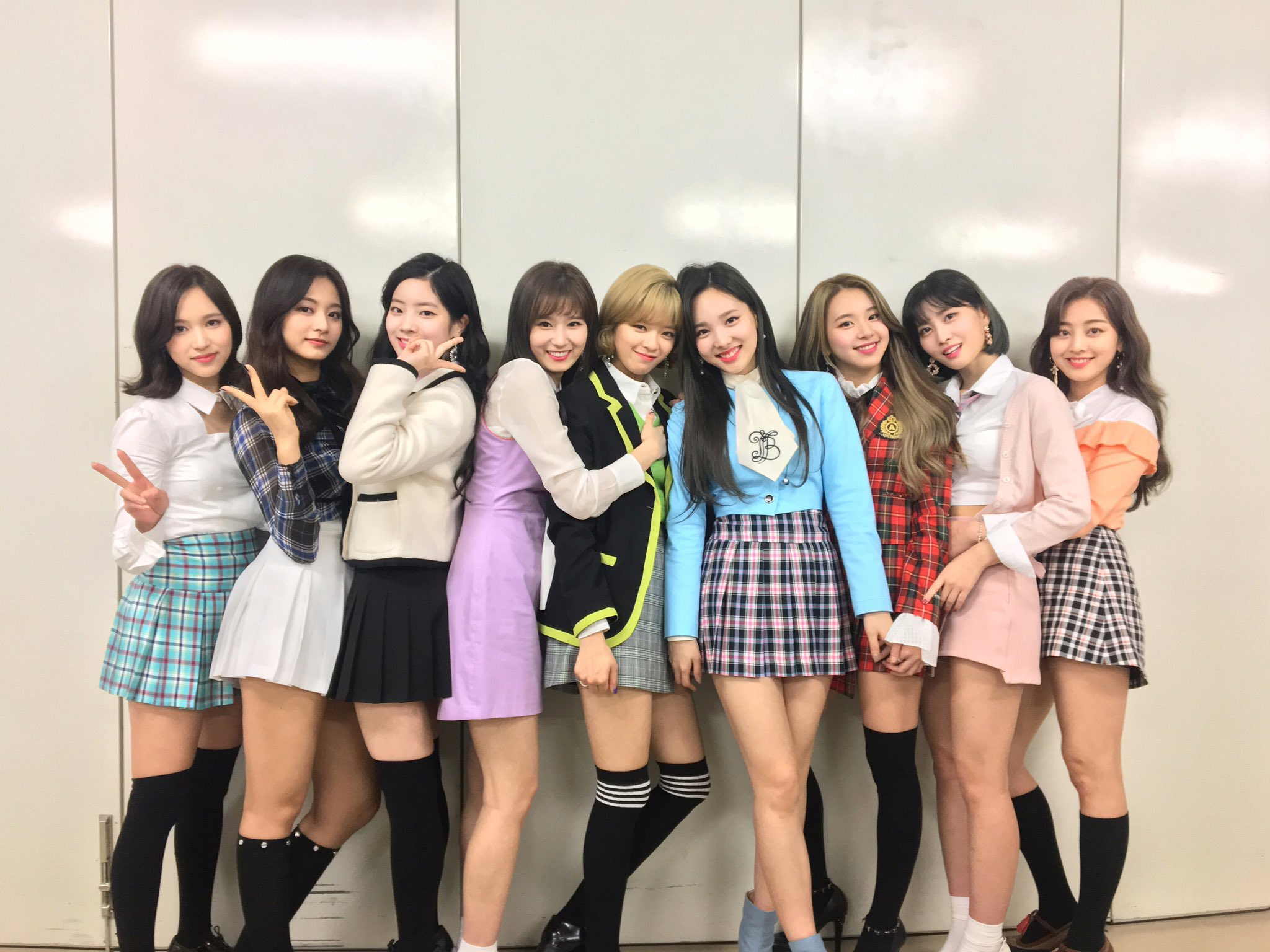 9名の美女たちで結成された人気K-POPアイドルグループ