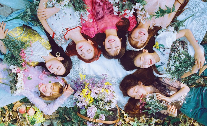 7人の美女たちで活動を行っている人気K-POPアイドルグループ