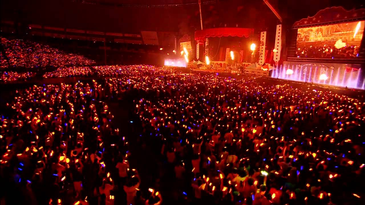 水樹奈々「ETERNAL BLAZE」（NANA MIZUKI LIVE CIRCUS 2013 in 西武ドーム） - YouTube