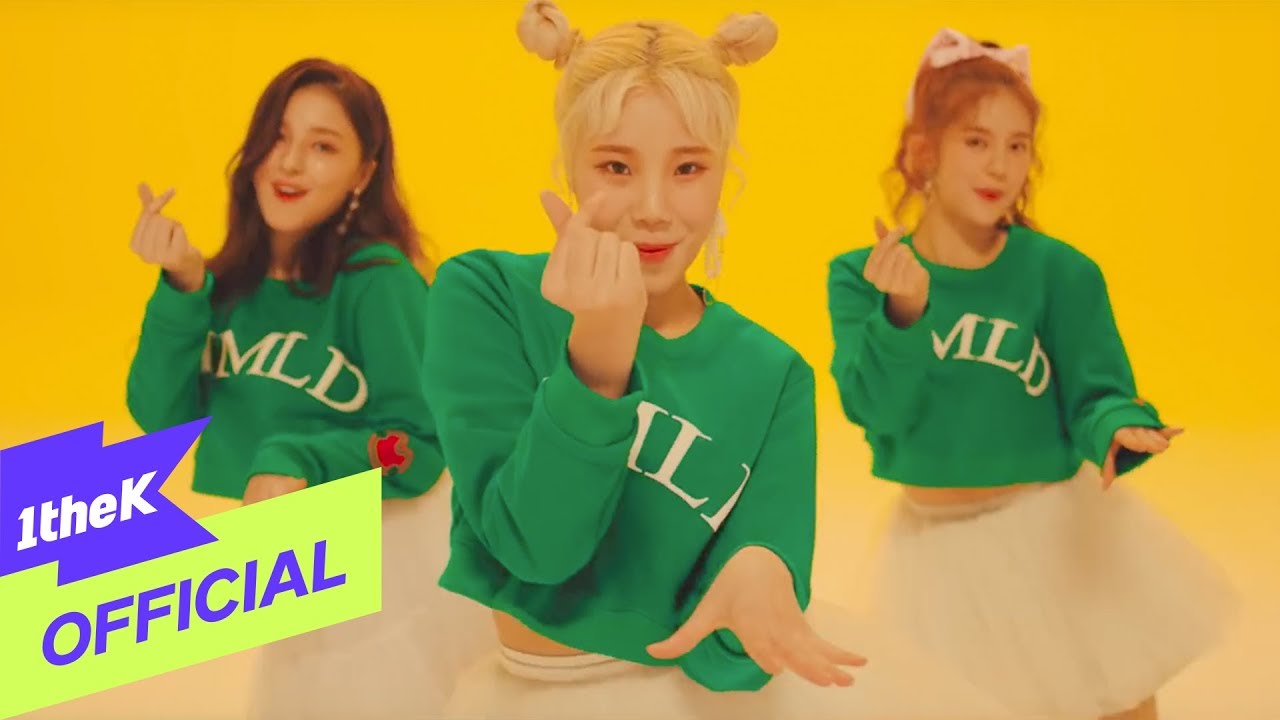 [MV] MOMOLAND (모모랜드) _ BBoom BBoom (뿜뿜) - YouTube