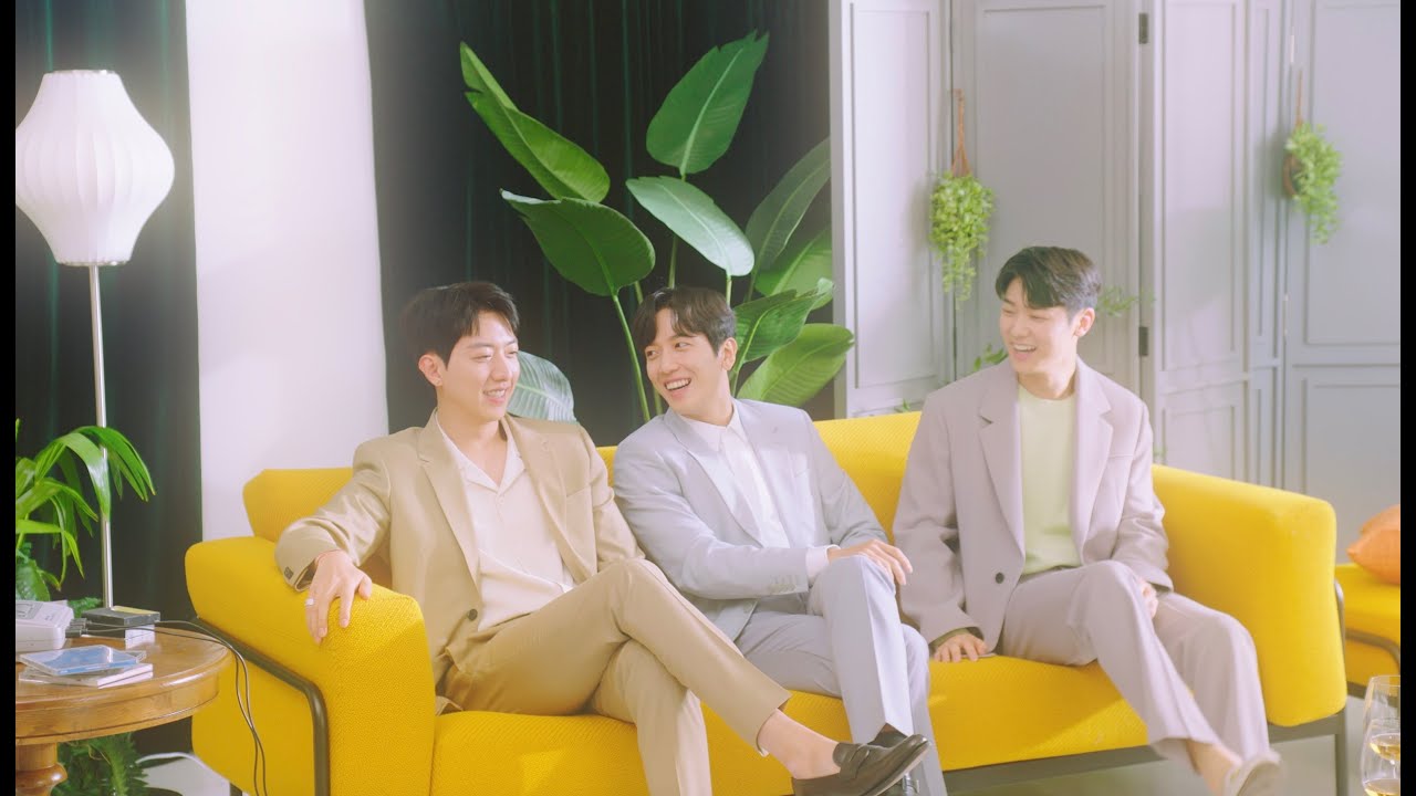 CNBLUE - ZOOM【Official Music Video】 - YouTube