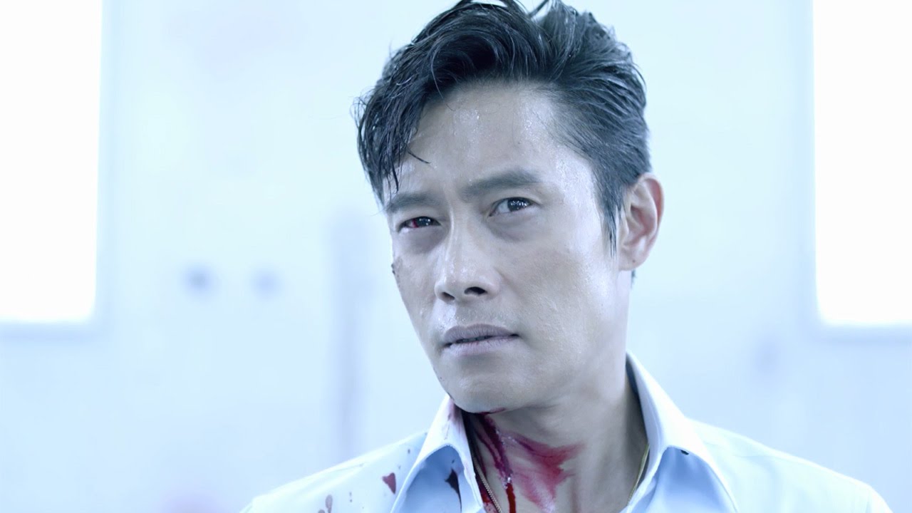 イ・ビョンホンが主演　映画「インサイダーズ／内部者たち」予告編　#Lee Byung Hun　#movie - YouTube