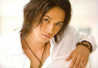 大人の色気を放つ人気イケメン俳優