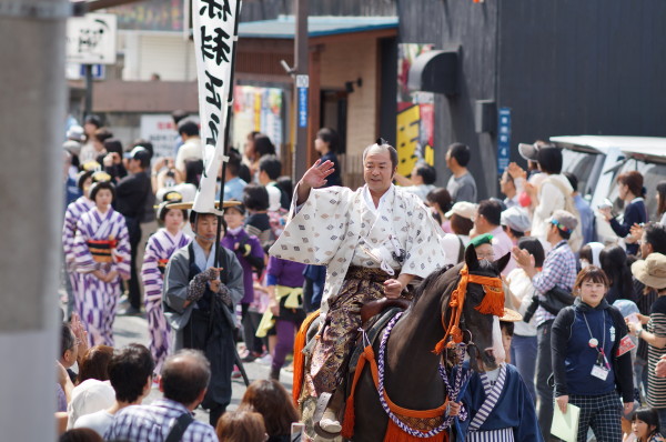 「きりっとしたイケメンはいない」