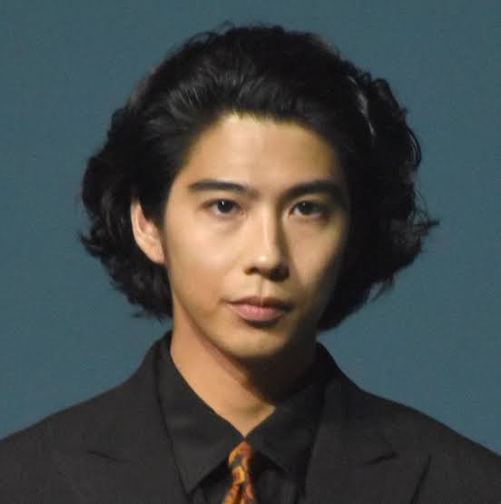 俳優の賀来賢人さんがテレビアニメ版で早乙女乱馬役を担当