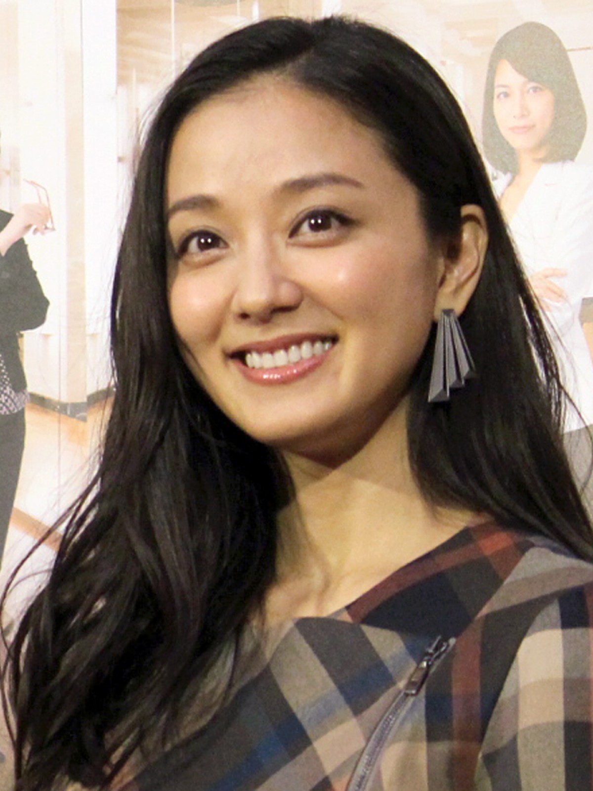 中越典子さんのプロフィール