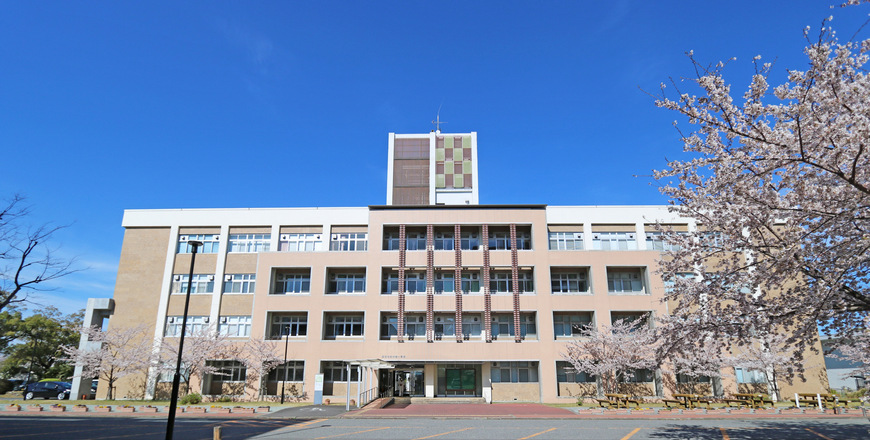 54位：三重大学