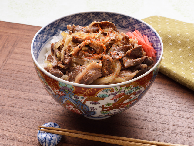 「大手チェーン店の牛丼の肉はカスみたいで酷かった」