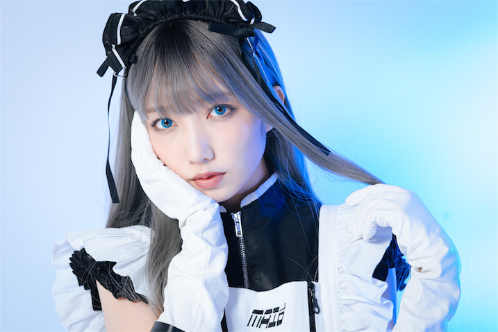 「いちいち胸チラつかせて雑談配信しなくていい」