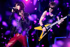 76位：B'z