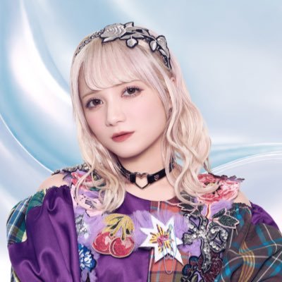 プロフィール