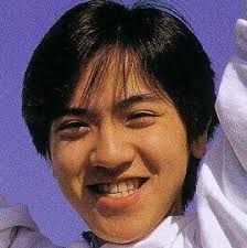 プロフィール