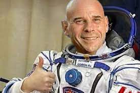 「シルク・ドゥ・ソレイユ」の創設者であり、現在は同最高経営責任者