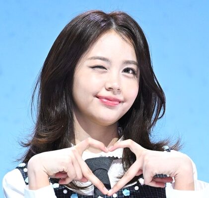 プロフィール