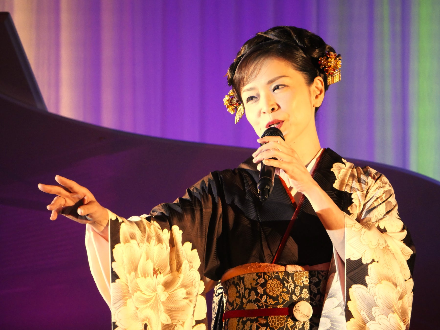 25位：石原詢子