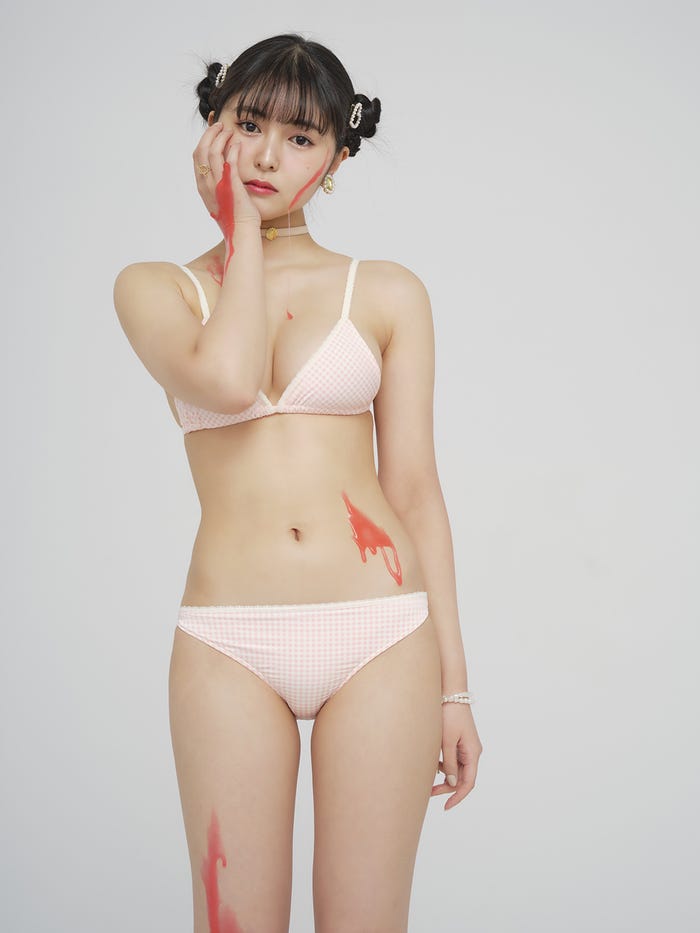 小柄な細身スタイル