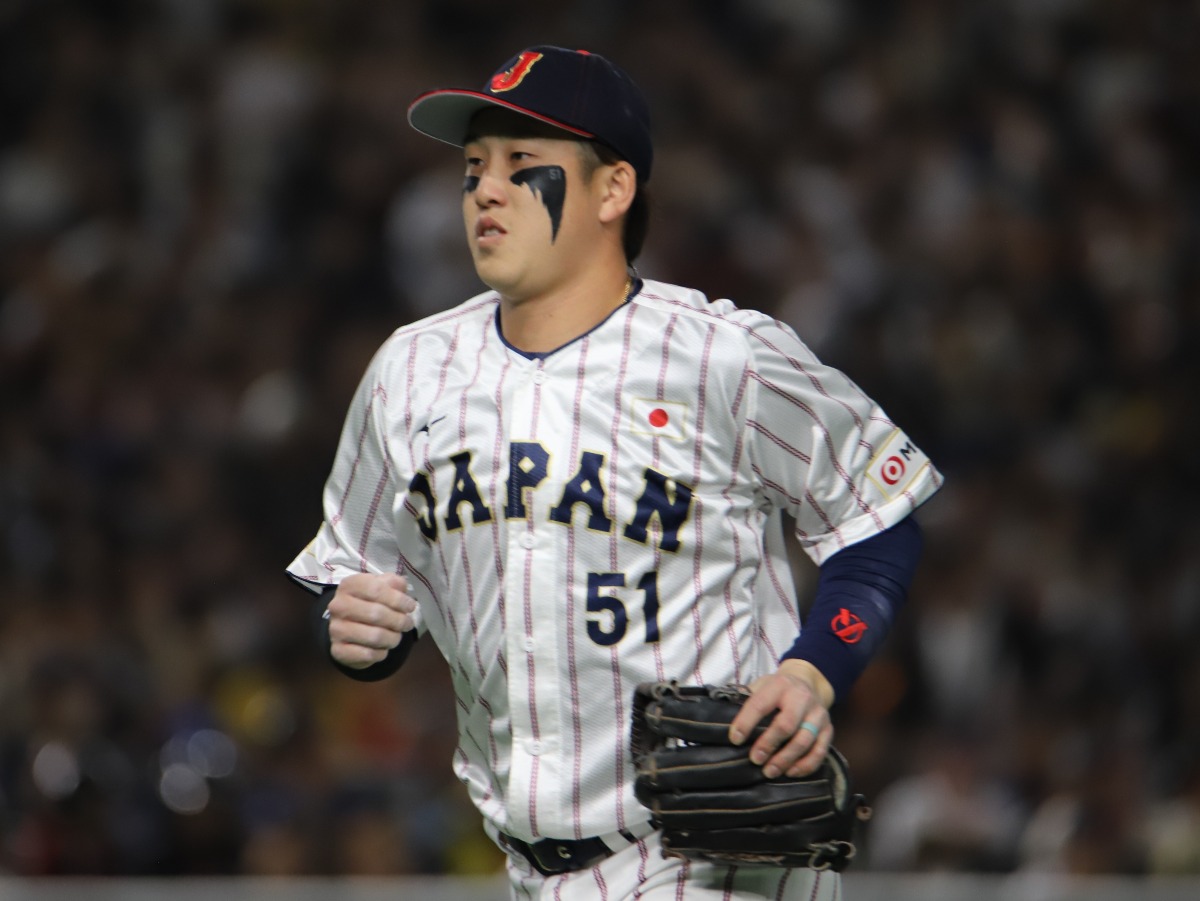 「いつもヘラヘラニヤニヤしている感じで良い印象はない」