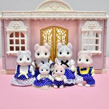 11位：カールミミネコファミリー