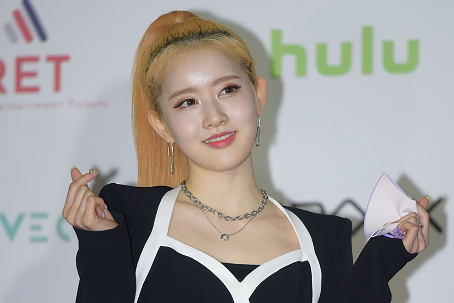 実父が歌手パク・ナムジョンという芸能一家