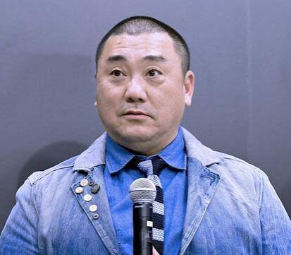 17歳の少女に飲酒させ、みだらな行為