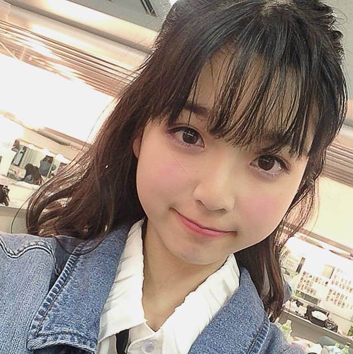 高いファッションセンスと愛らしいルックスで同世代の女子を中心に絶大な人気を集めた