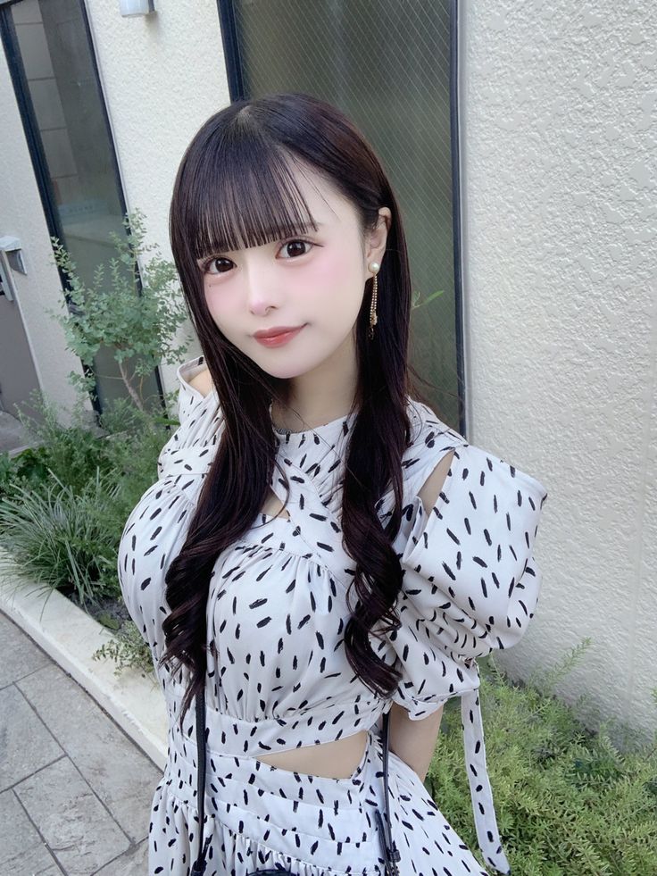 推定Eカップ