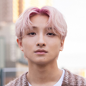 プロフィール