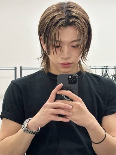 プロフィール