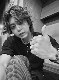 プロフィール