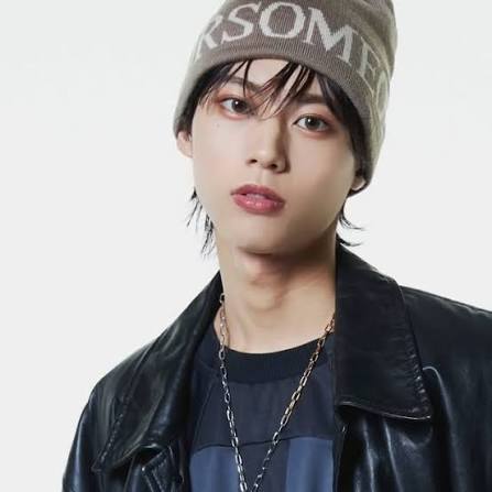 プロフィール