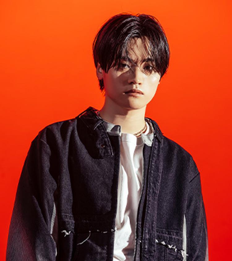 プロフィール