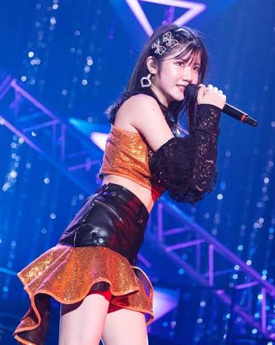 プロフィール
